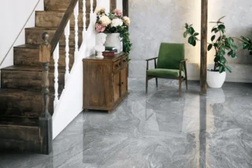 Consejos y Recomendaciones para Usar Resina Epoxi como Suelo en el Hogar: Comparativa con Suelo Porcelánico y Otros Tipos de Suelo